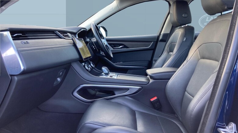 Jaguar F-Pace 2.0 D200 SE 5dr Auto AWD Diesel Estate